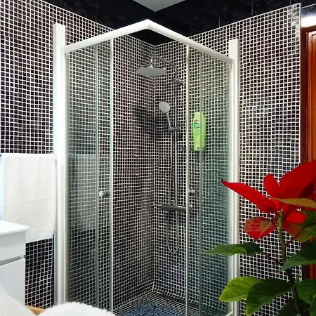 Appartement Inviting 2-bed In *