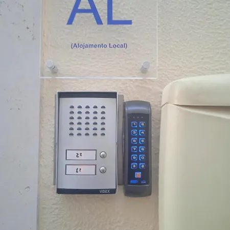 Inviting 2-bed In Appartement *