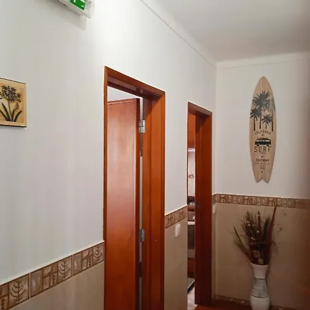 Inviting 2-bed In Appartement