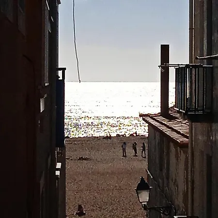Inviting 2-bed In Nazaré