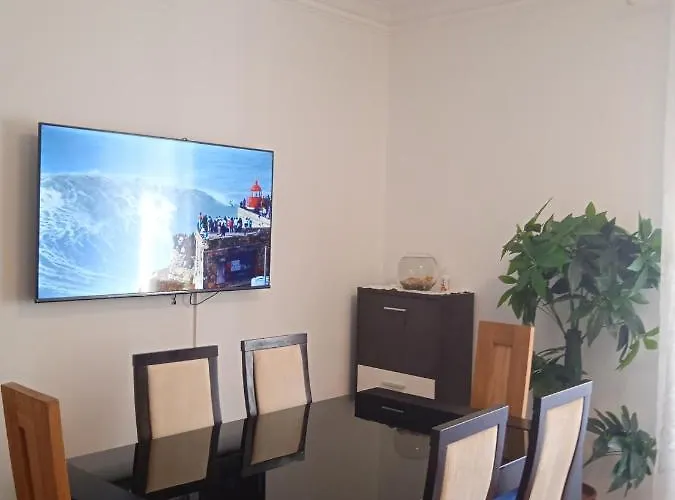 Inviting 2-bed In 公寓