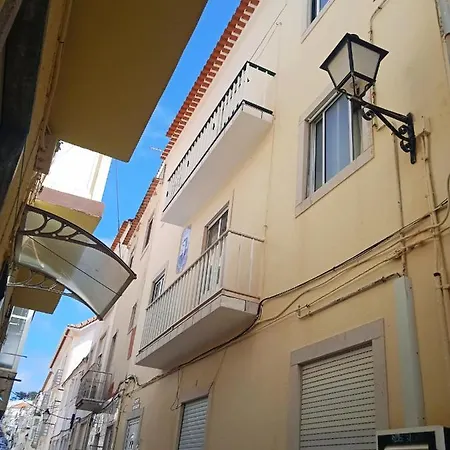 아파트 Inviting 2-bed In *