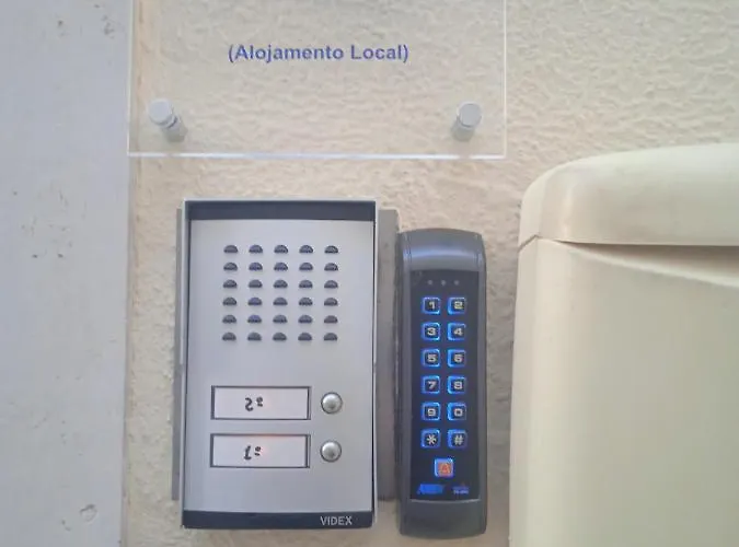 Inviting 2-bed In Apartament *