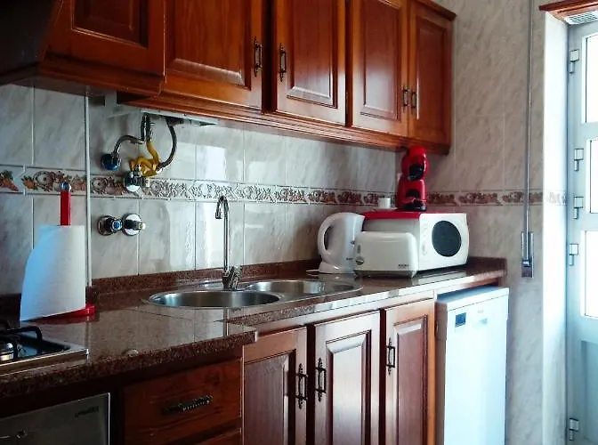 Inviting 2-bed In Nazaré