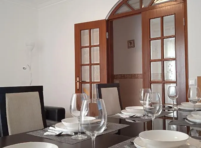 Apartament Inviting 2-bed In