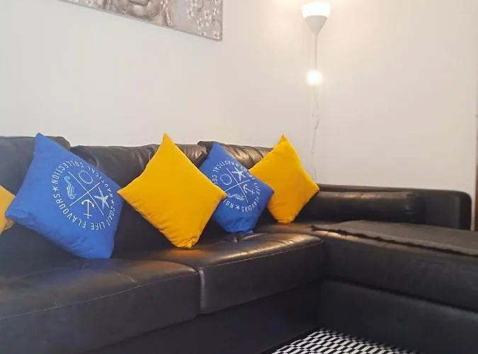 Inviting 2-bed In Nazaré